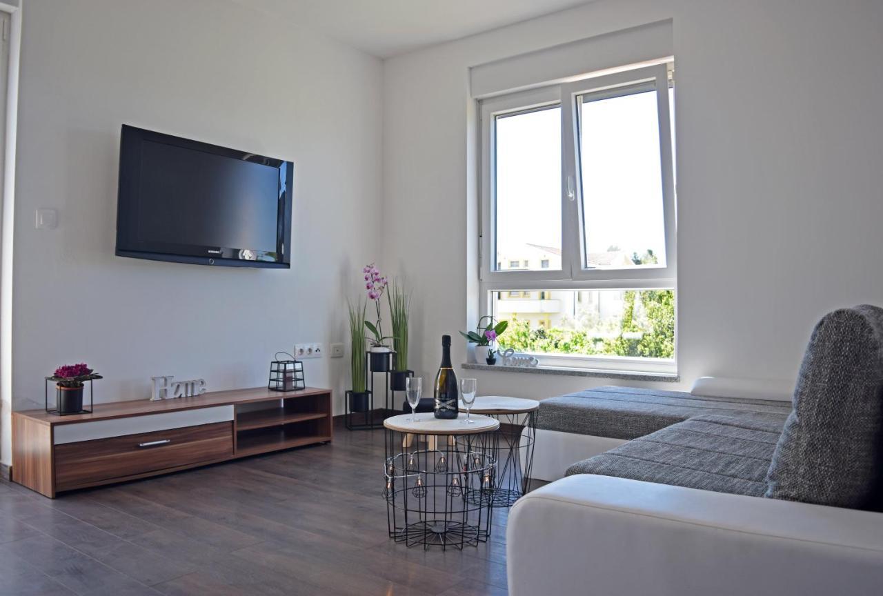 Apartment Summer Breeze Pula Buitenkant foto